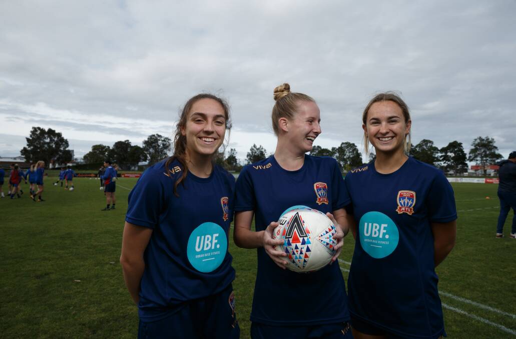 GRADUATES: Newcastle Jets W-League signings Tessa Tamplin, Renee Pountney and Paige Kingston-Hogg before training at Magic Park. Picture: Max Mason-Hubers