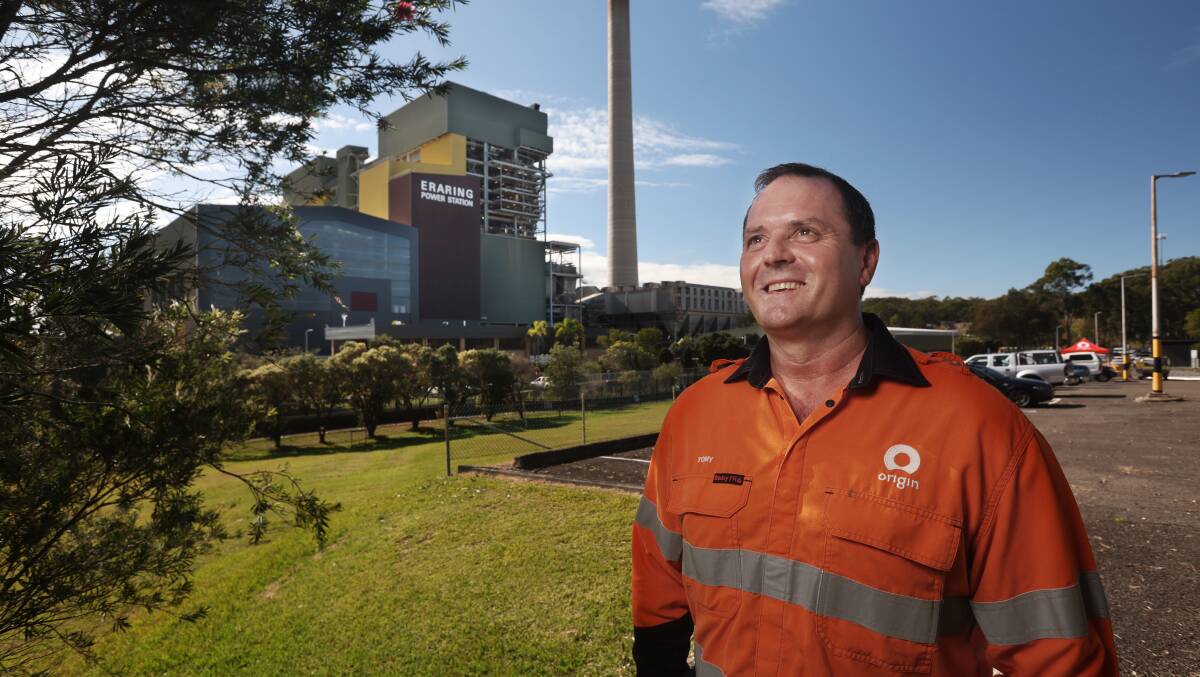 Eraring Power Station plant manager Tony Phillips. Picture by Simone DePeak