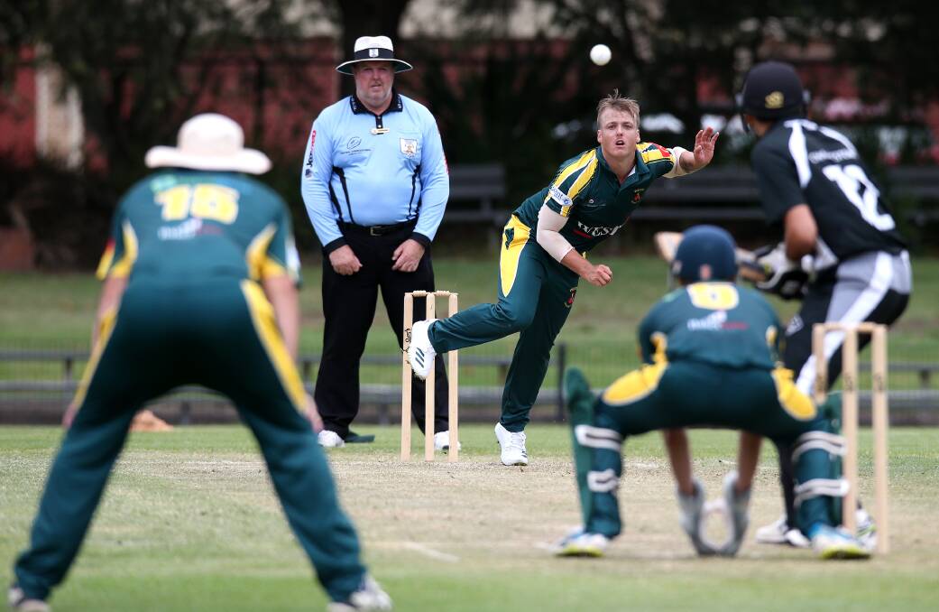 Wests leg-spinner Aaron Bills. Picture by Peter Lorimer