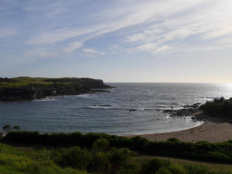 Police are yet to identify two bodies found near rocks at Little Bay Beach, in Sydney. (Bianca De Marchi/AAP PHOTOS)