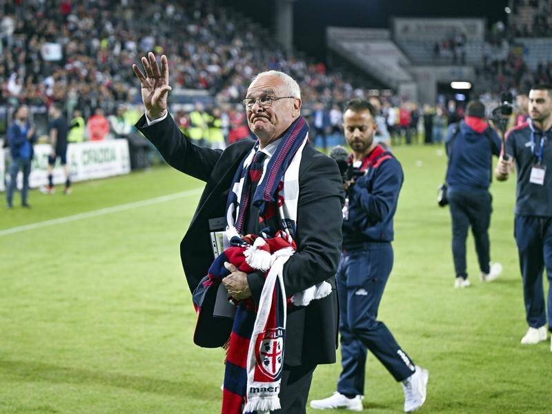 Veteran coach Claudio Ranieri bid an emotional farewell to Cagliari fans after a 3-2 loss. (AP PHOTO)