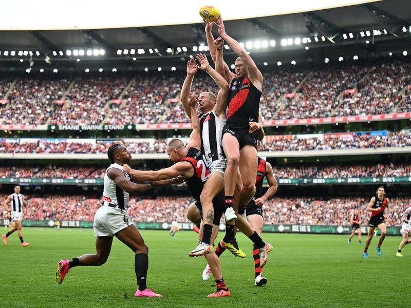 Essendon and Collingwood will go into battle for the first time since their Anzac Day draw. (James Ross/AAP PHOTOS)
