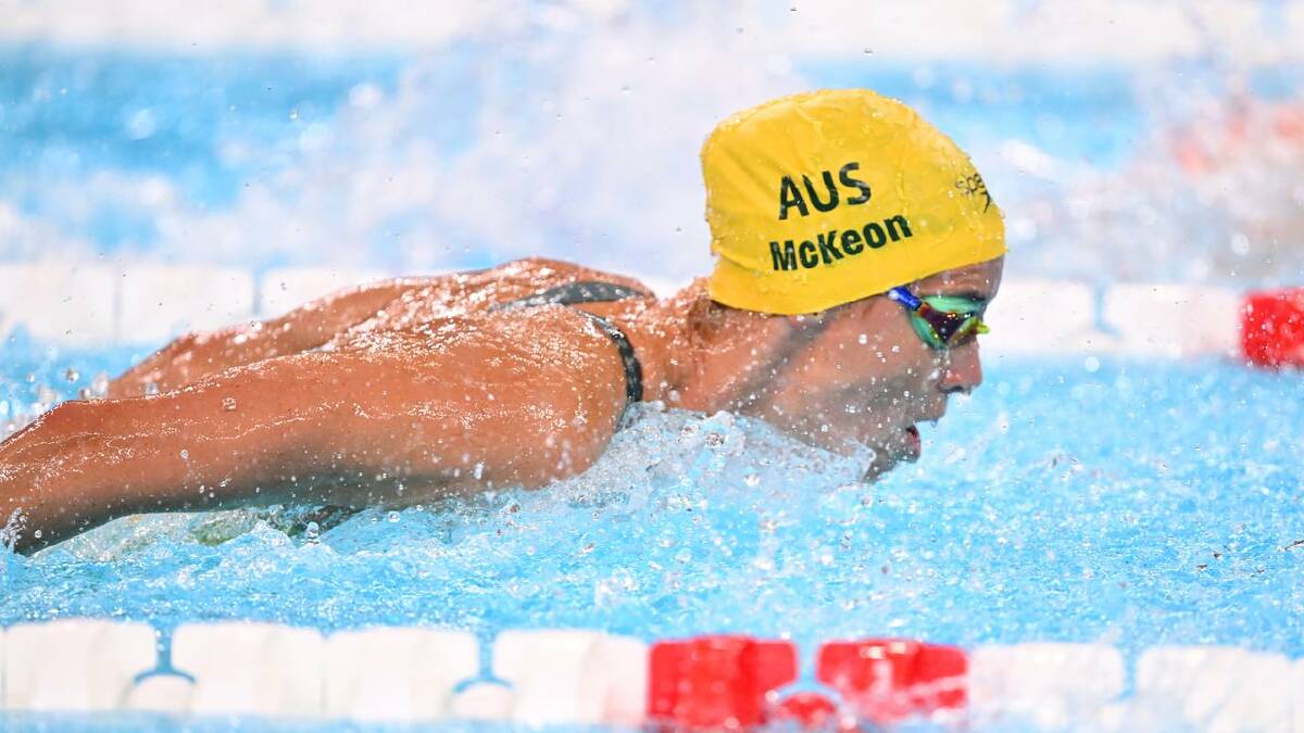 Emma McKeon eased into the 100m butterfly semi-finals. (Dave Hunt/AAP PHOTOS)