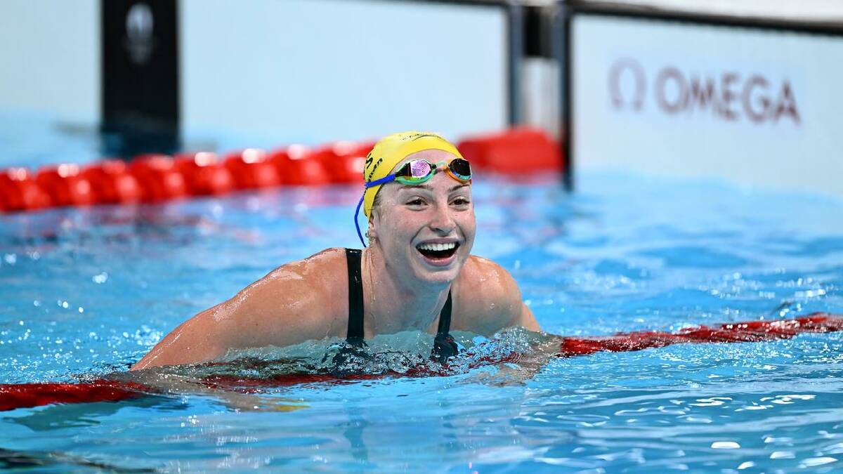 Australia's Mollie O'Callaghan reacts after winning gold in the Women's 200m Freestyle Final. (Dean Lewins/AAP PHOTOS)