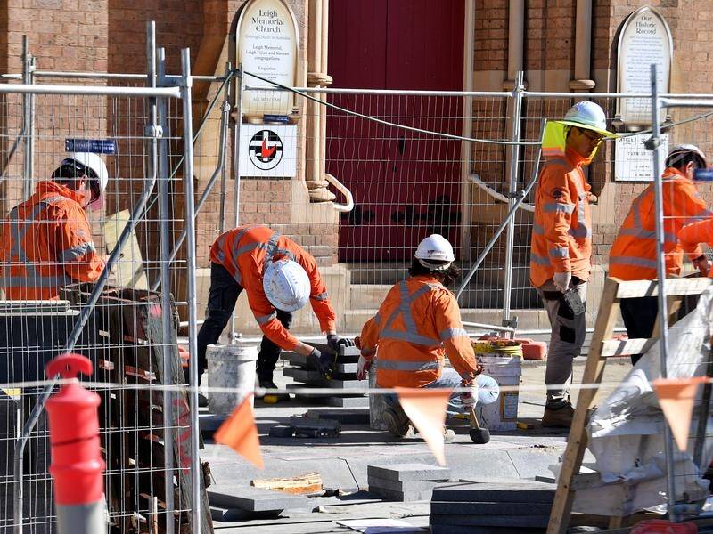 Strategies are needed to boost output and plug workforce gaps, a jobs and skills report says. (Bianca De Marchi/AAP PHOTOS)