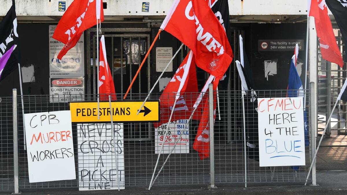 CFMEU members could face jail time if they film anyone entering Cross River Rail sites in Brisbane. (Jono Searle/AAP PHOTOS)