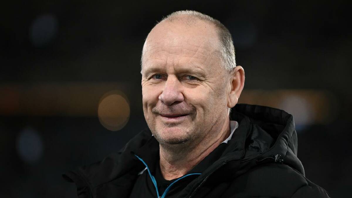There's been reports West Coast will target Ken Hinkley for the coaching job. (Joel Carrett/AAP PHOTOS)