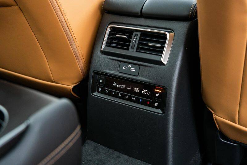 2024 Mazda CX-90 G50e Azami review