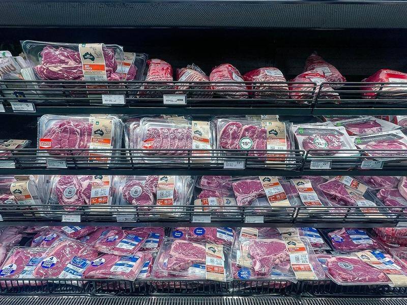 The government has refused to commit to an ACCC inquiry into supermarket meat prices. (Glenn Campbell/AAP PHOTOS)