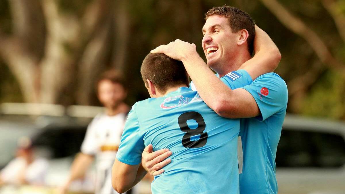 Ten-man Bulls stun Newcastle to stay top of A-League Men, Sydney