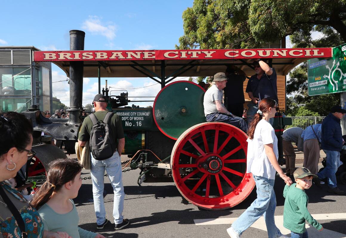 Great train race highlight of Hunter Valley Steamfest