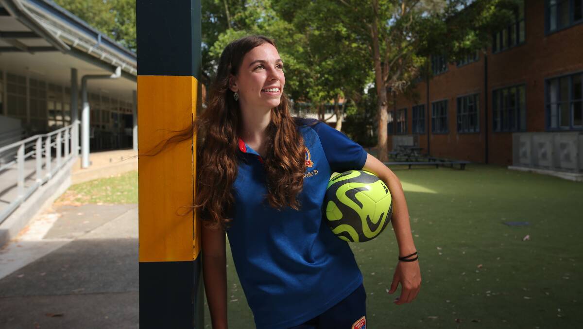 Laura Knipe, 15, was selected in the Junior Matildas camp. Picture by Simone De Peak