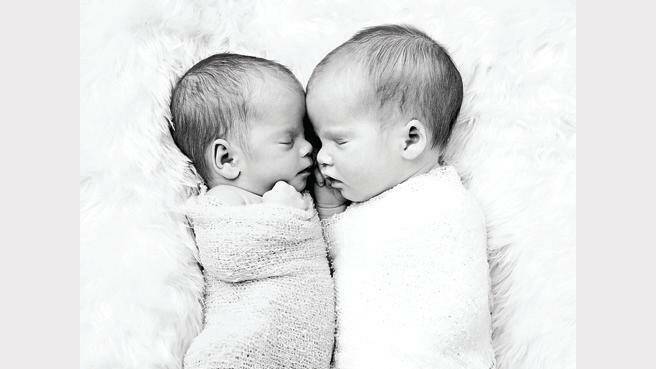 Harper and Elle Connell 7/06/2013 WINNER! Most beautiful twins 2013.